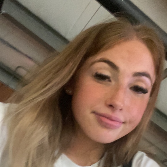 Meet your Posher, Miranda - Picture 1 of 1